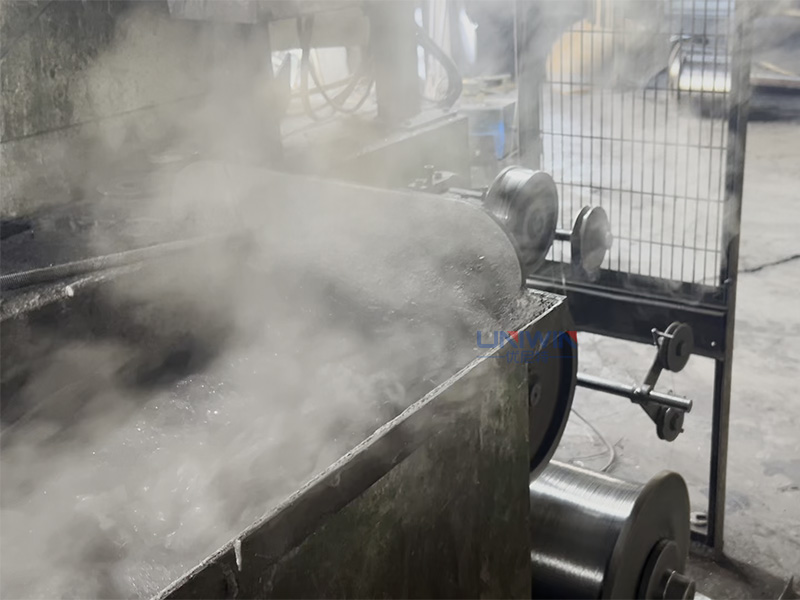 wet lubrication in water tank drawing machine